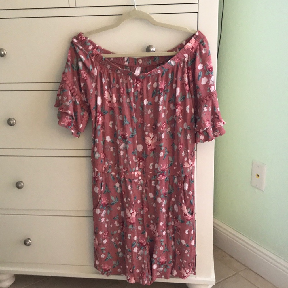 Off the shoulder floral romper